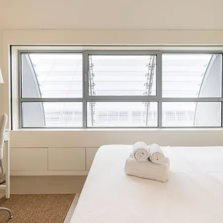 Prata Riverside Xxvi * Lisboa